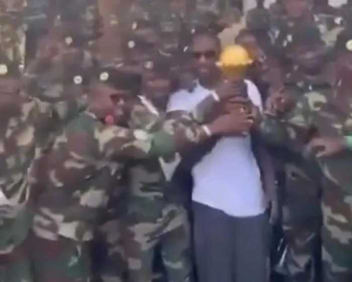 塞内加尔将非洲杯奖杯转移至军事基地严防回收